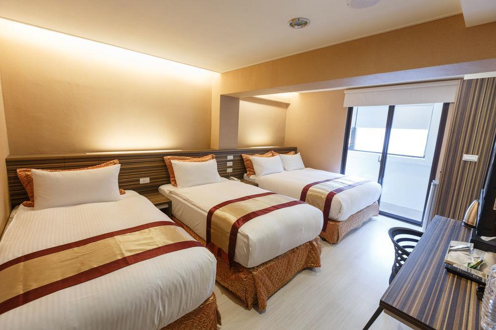 Wecan Hotel Kaohsiung Exterior photo