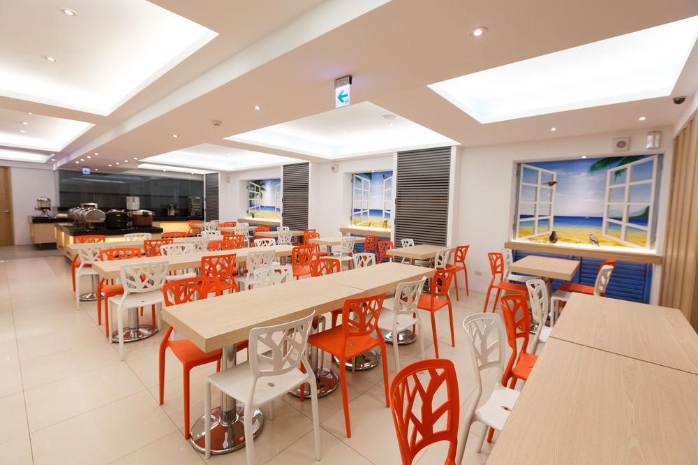 Wecan Hotel Kaohsiung Exterior photo