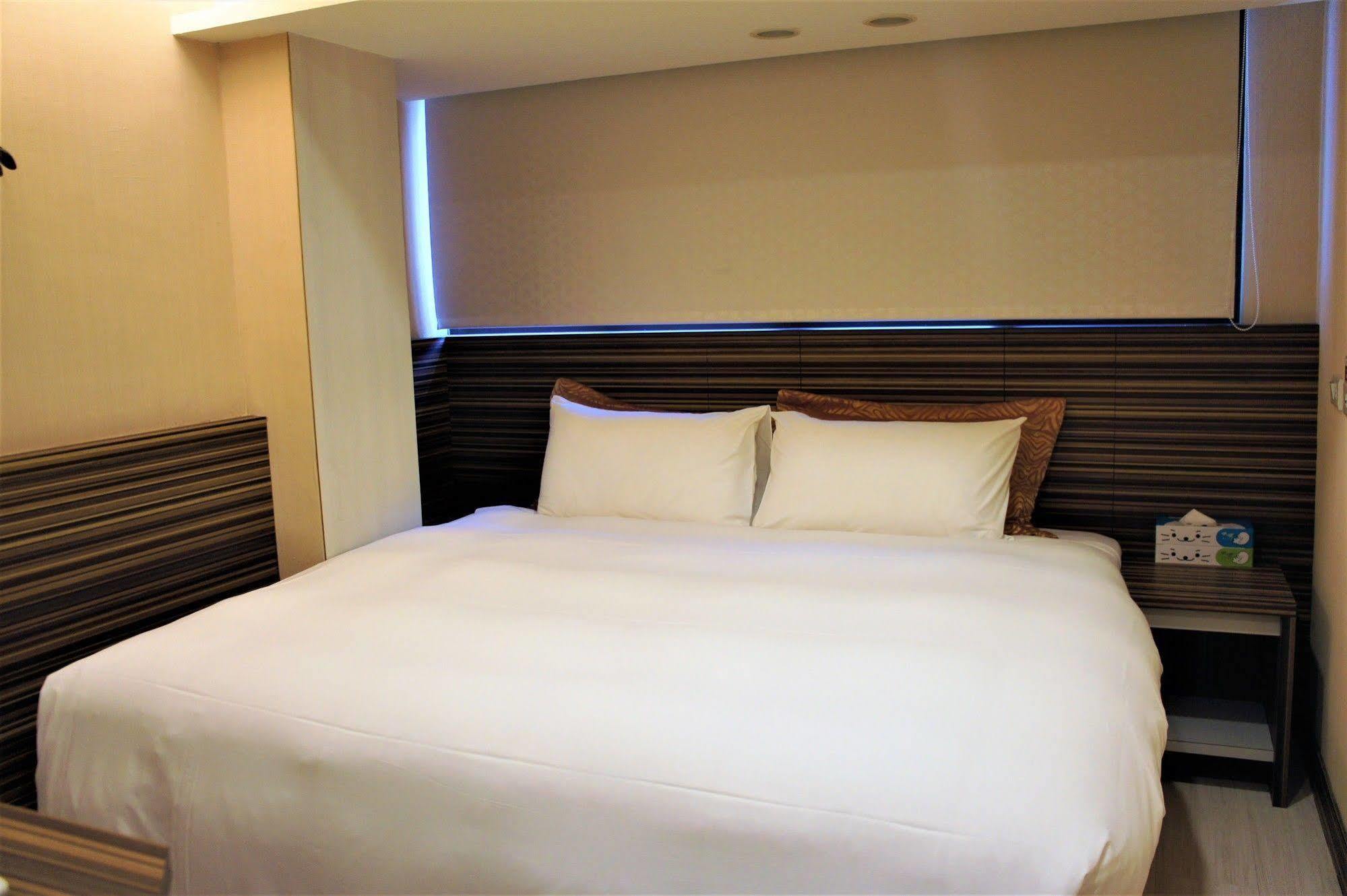 Wecan Hotel Kaohsiung Exterior photo